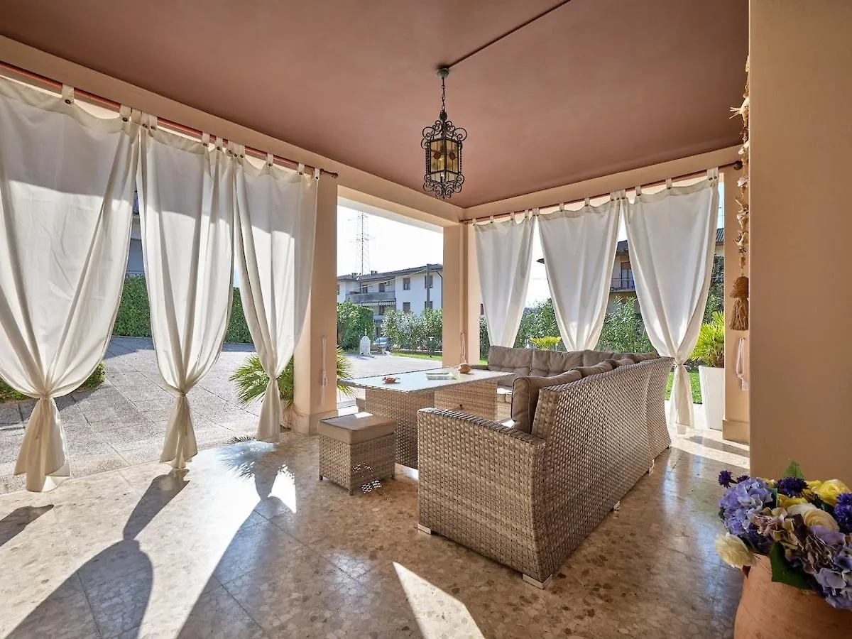 Villa Viola- Space And Relaxation Caprino Veronese Appartement