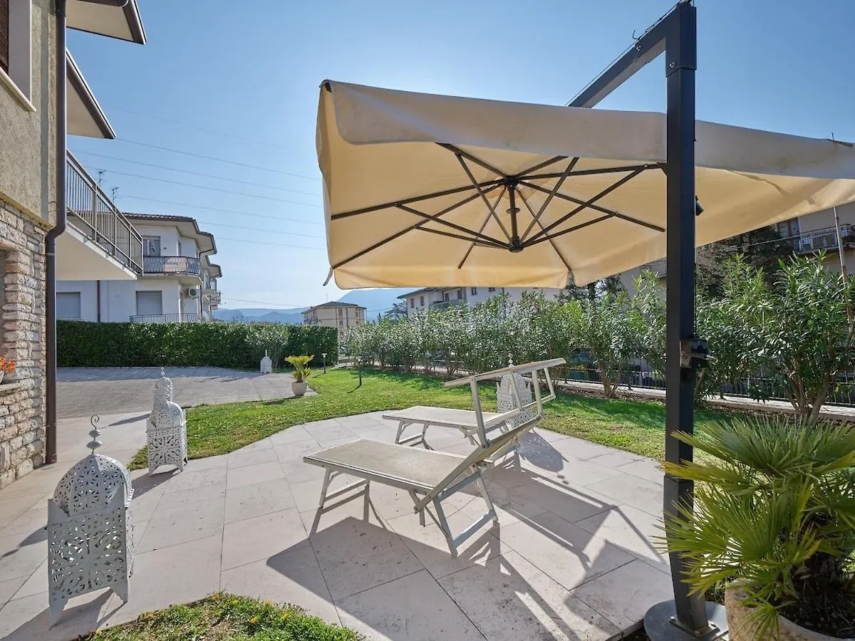 Villa Viola- Space And Relaxation Caprino Veronese Appartement